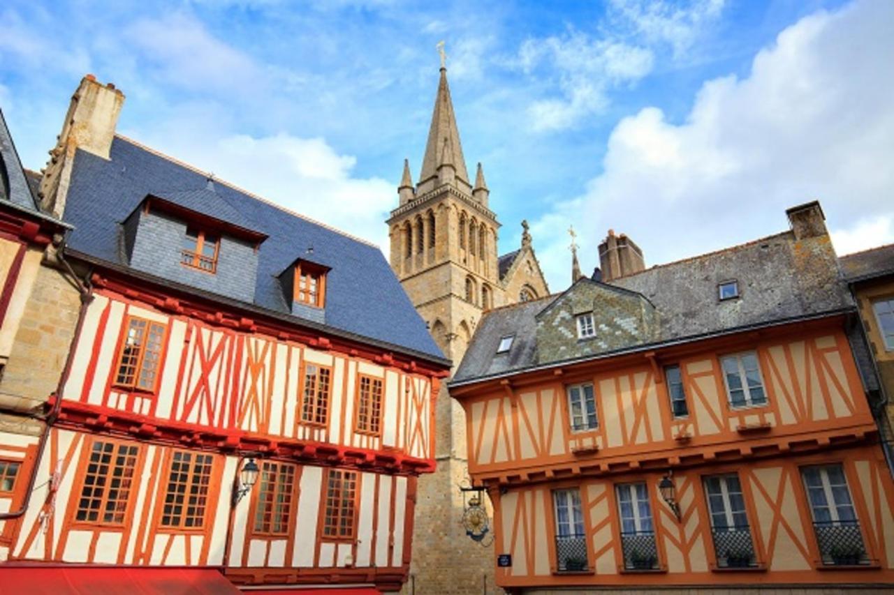 Ferienwohnung Studio Convivial En Plein Coeur Du Centre Historique De Vannes Exterior foto